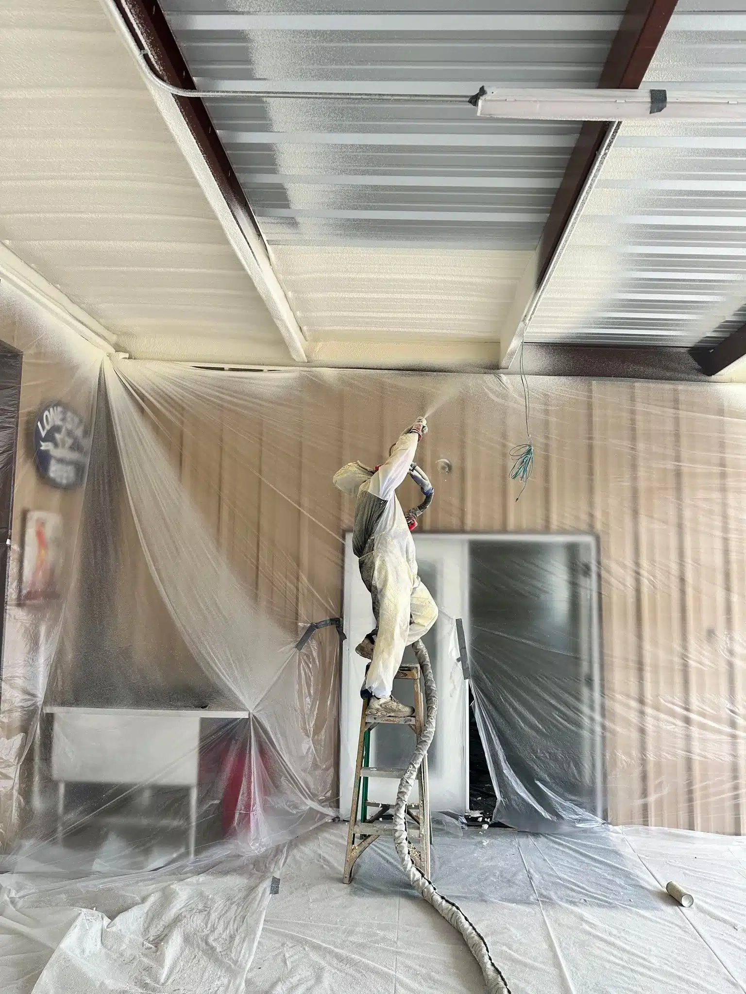 closed cell spray foam insulation contractors